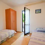 Ana B Apartments