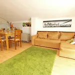 Apartments Mara 44