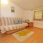 Apartments Mara 44