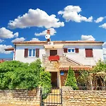 Apartment Enio 399