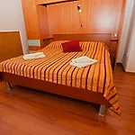 Apartments Nelli 624