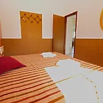 Apartments Nelli 624