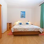 Apartments Jacqueline 1227