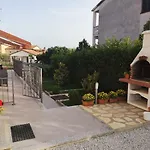 Apartment Stela