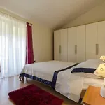 Villa Rose