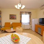 Apartment Sandro 86