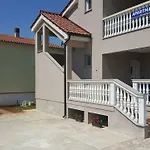 Apartment Rose