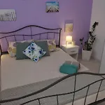 Spacious Apartment With Private Parking Pula