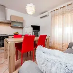 Apartman Lamanova