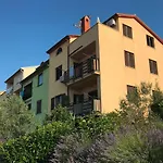 Veruda Porat Loft With Balcony