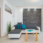 Apartment Artos