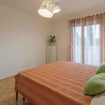 Colosseum Apartment