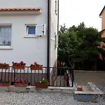 Apartments Mali Maj, Punta 37, Brkljacic