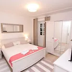 Apartment Signorina Garibaldi