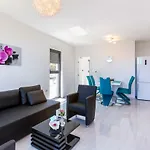 Seaside Villa & Spa