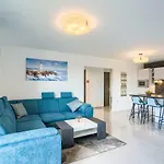 Apartment N