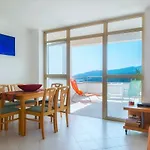 Lily Apartment