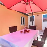 Apartment Taja