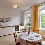 Pula Old Town Apartment