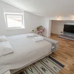 Apartment Alemar