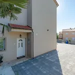 Apartments Ankica