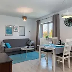 Sunsplash Apartments