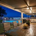Villa Vita 5*