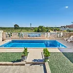 Villa Vita 5*