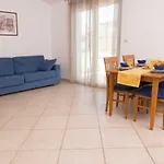 Apartments Flora