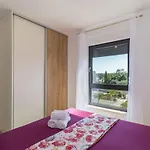 Apartment Aron