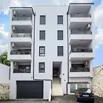 Apartment N