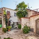 Stela - One Bedroom Apartment