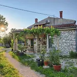 Rural Apartment Geja