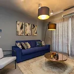Magnolia - Modern Apartment Near City Center And Sea