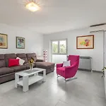 Sweet Apartment Tony