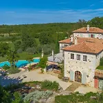 Villa Zu Den Drei Eichen-Barat