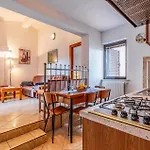 House Mocibob