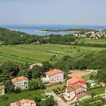 Avia Banjole