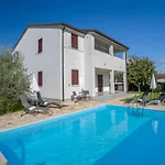 Apartment Heidi-1 By Interhome