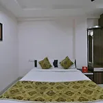 Oyo 3749 Hotel Krishna