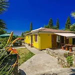 Casa Bizzarra