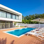 Villa Eleven