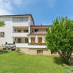 Apartment Jelka