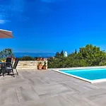 Apartments Villa Tara