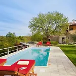 Villa Momiano With Private Pool