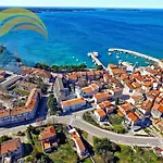 Apartments Mirjan 2000
