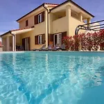 Luxury Vila Compelx Mar-Marisol With 2 Pools And 8 Bedrooms, 200M From The Beach