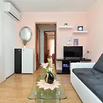 Apartments Peroj 959