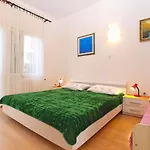 Apartments Premantura 1197