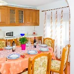 Relaxing Apartment Josip - Peaceful Area